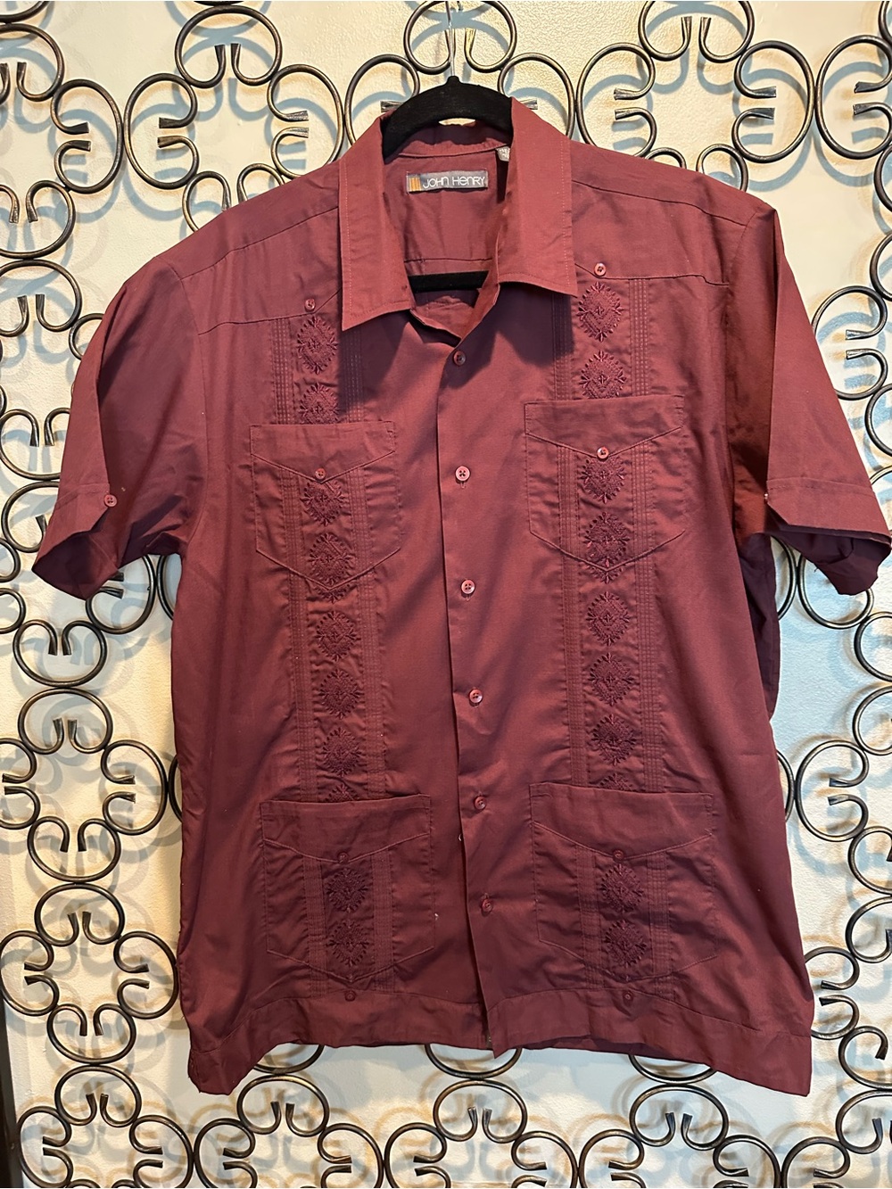 Men’s Burgundy Embroidered Guayabera Shirt medium John Henry